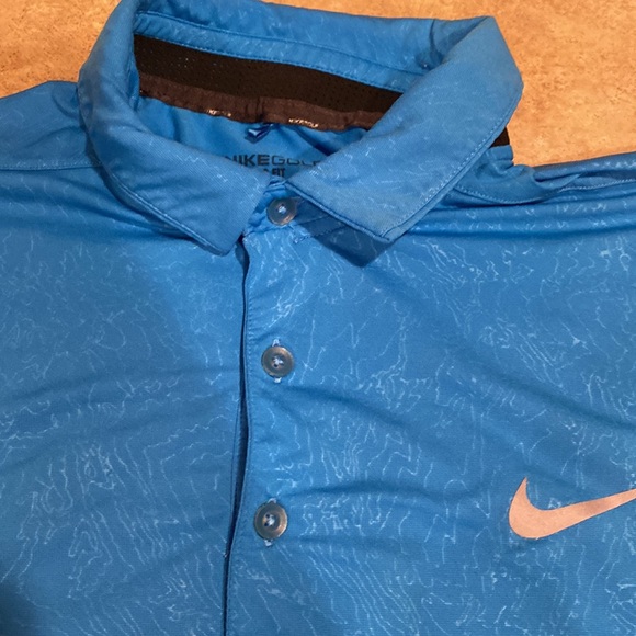 Mens Nike shirt size medium - Picture 2 of 6